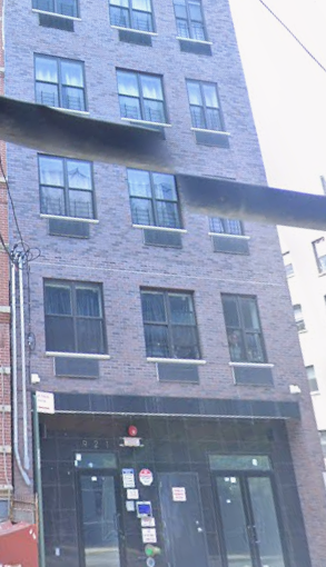921 Eagle Ave Apartment – Unit 4B