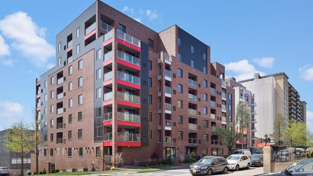 177-30 Wexford Terrace  – Unit 302