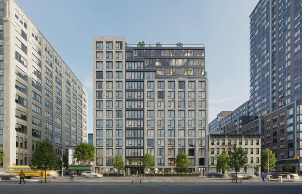 622 11TH AVENUE APARTMENTS