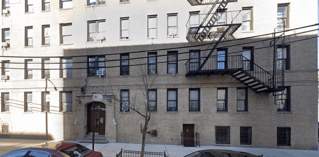 2311 GRAND AVENUE APARTMENT