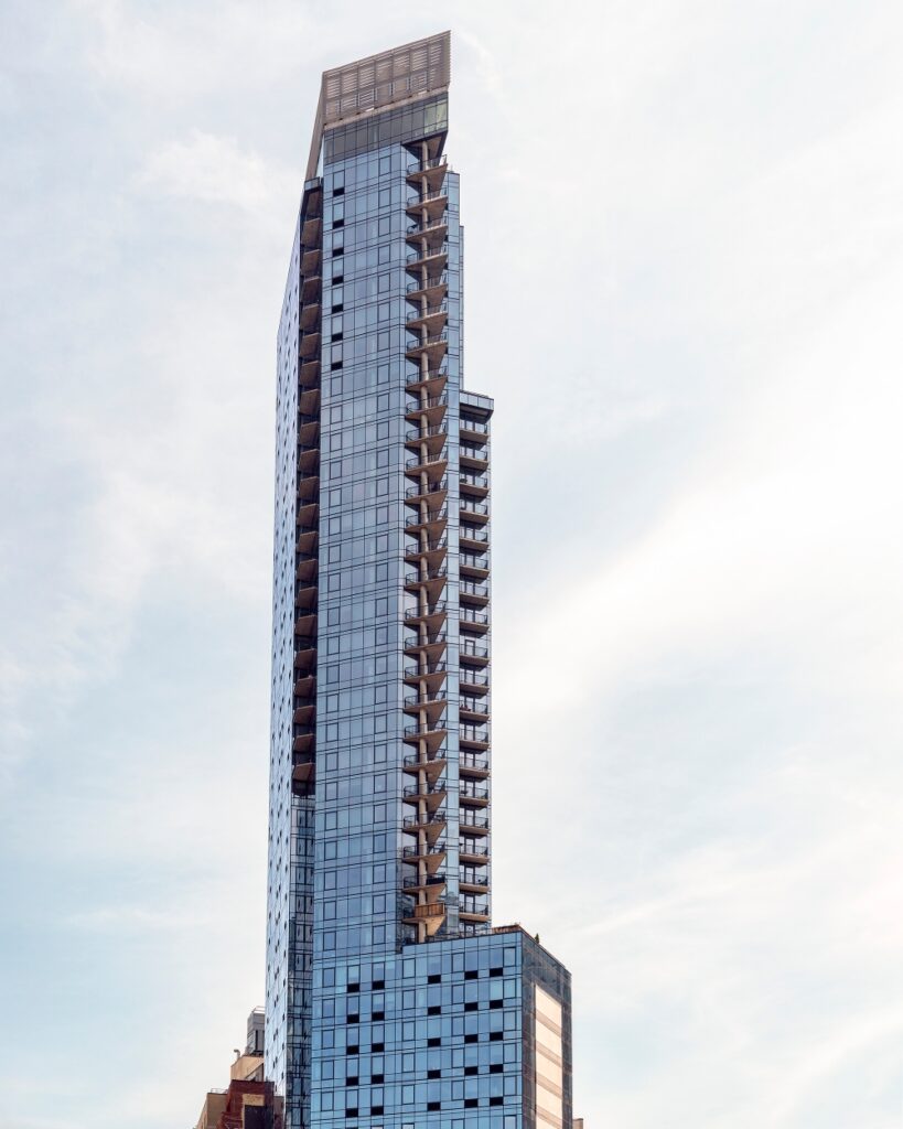 66 Rockwell – Unit 13K