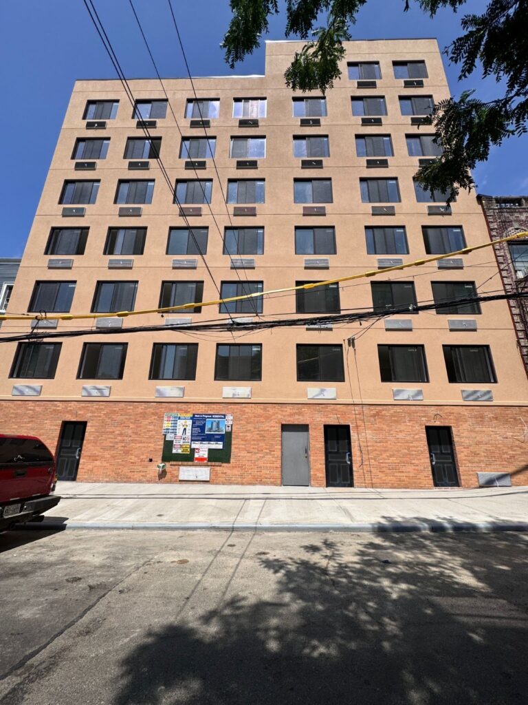 947 College Avenue Apartments