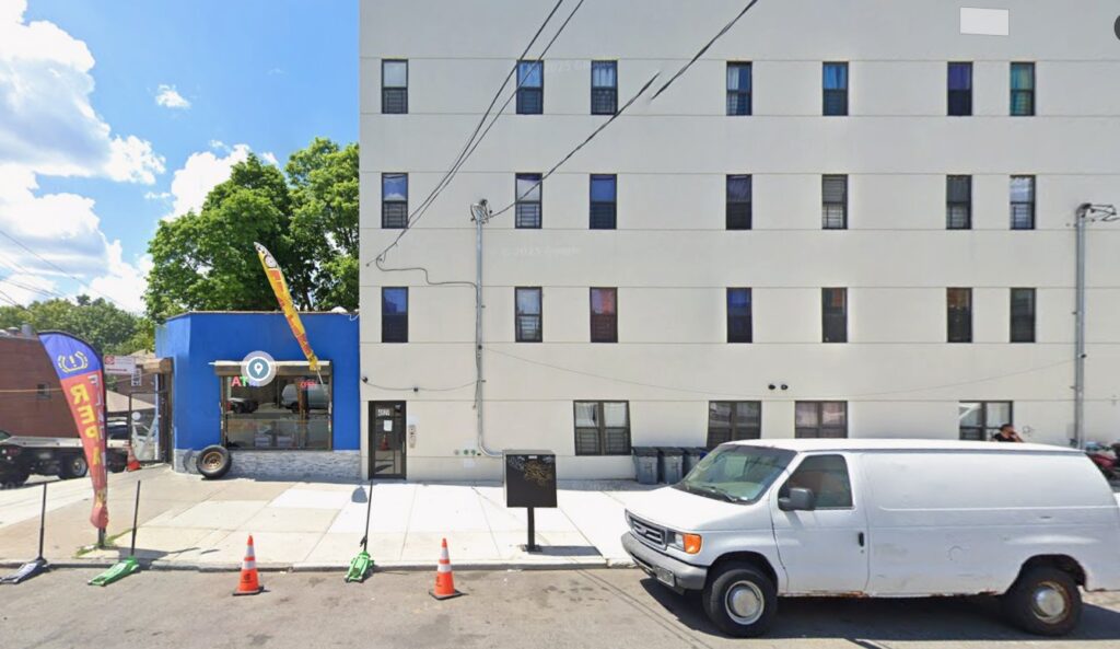 4829 White Plains Road Apartment – Unit 4B
