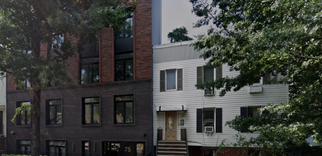 75 McGuinness Blvd Apartment – Unit 2A